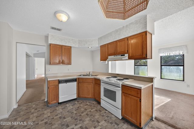 171 ANNANDALE Drive E, Jacksonville, FL 32225