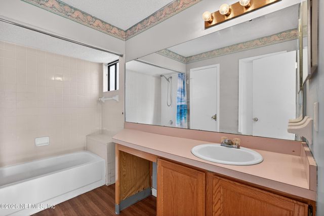 171 ANNANDALE Drive E, Jacksonville, FL 32225