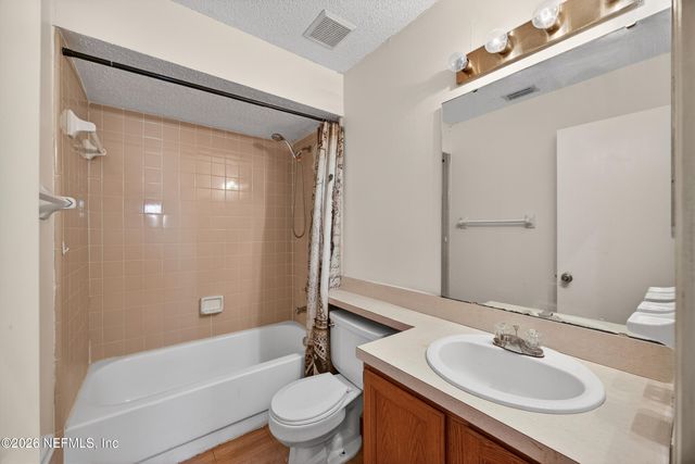 171 ANNANDALE Drive E, Jacksonville, FL 32225