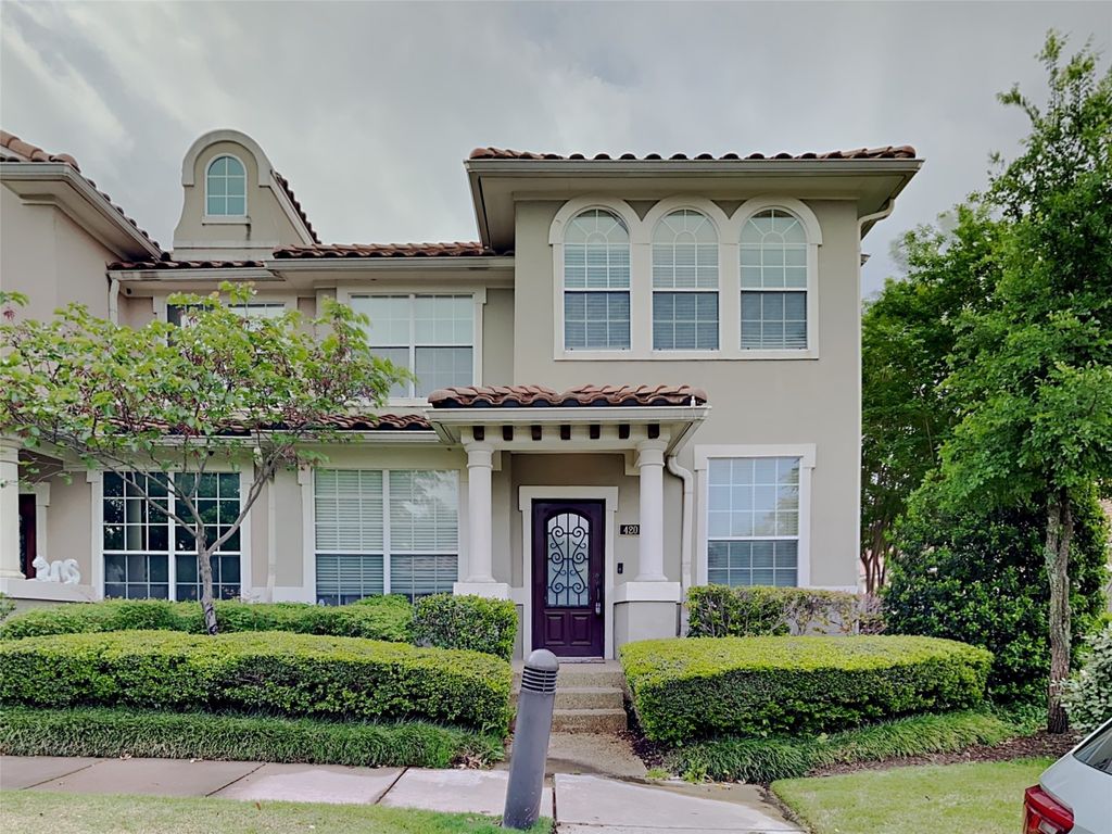 420 Fuente, Irving, TX 75039