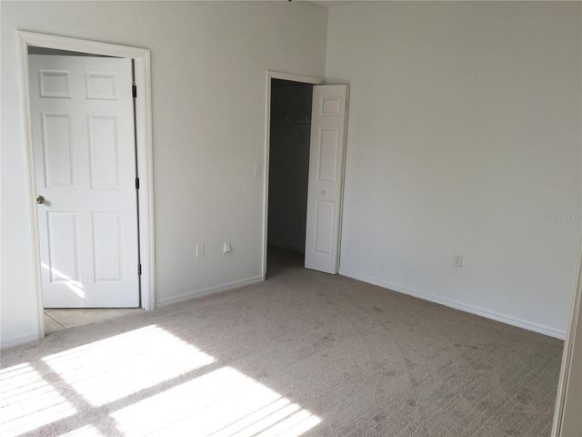 1726 CROWNED AVENUE, Groveland, FL 34736