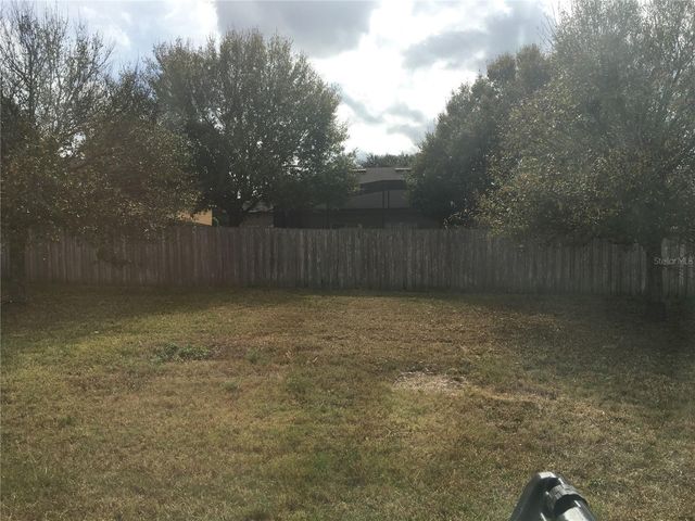 1726 CROWNED AVENUE, Groveland, FL 34736