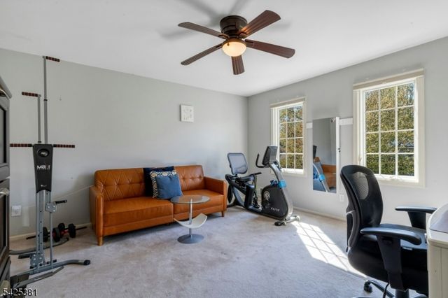 7 Evergreen Ct, Hillsborough Twp., NJ 08844