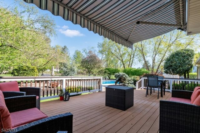 7 Evergreen Ct, Hillsborough Twp., NJ 08844