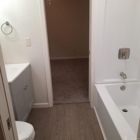 926 Burdette Street, Mishawaka, IN 46544