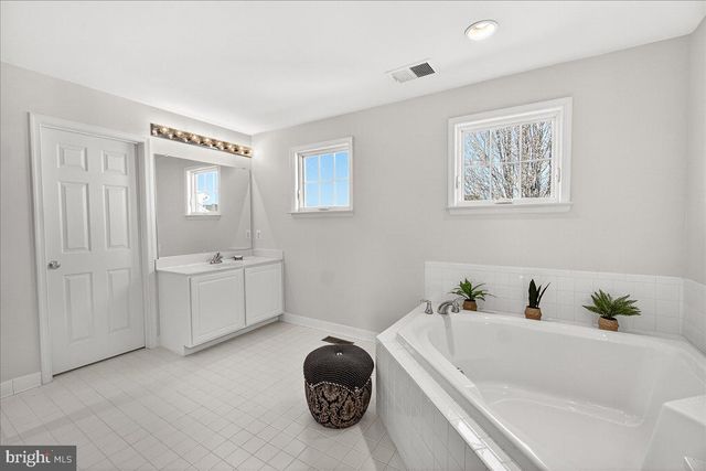 411 WILLIAM PLUMMER ST, New Market, MD 21774