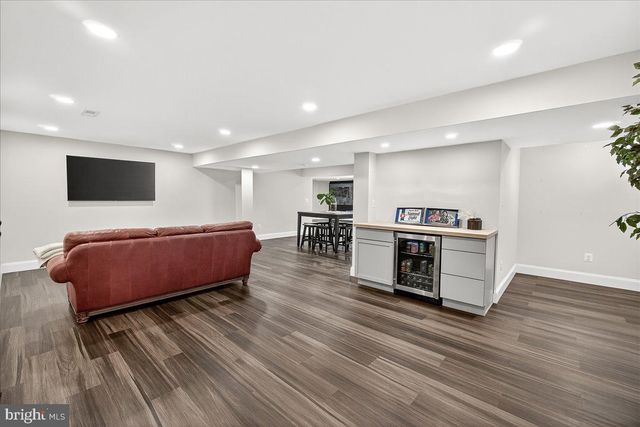 411 WILLIAM PLUMMER ST, New Market, MD 21774