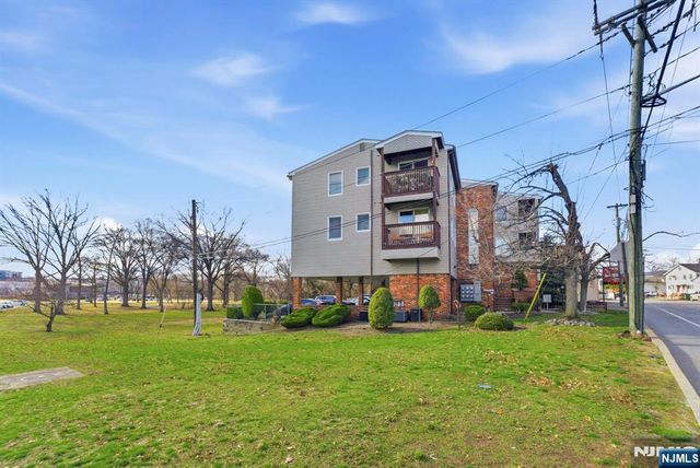 779 Riverside Avenue 201, Lyndhurst, NJ 07071