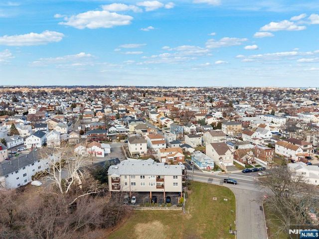 779 Riverside Avenue 201, Lyndhurst, NJ 07071