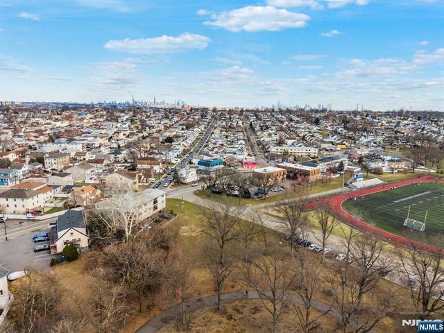 779 Riverside Avenue 201, Lyndhurst, NJ 07071