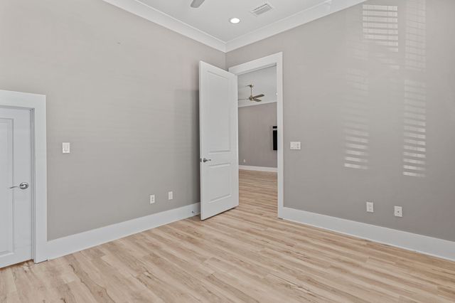 995 Airport Road 43, Destin, FL 32541