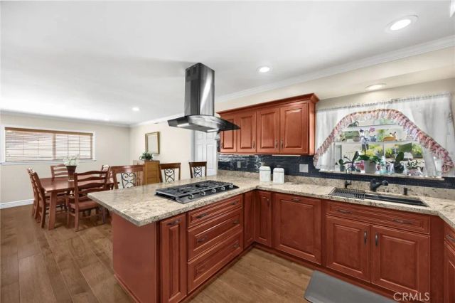 1040 El Mirador Drive, Fullerton, CA 92835