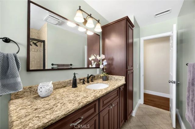 1040 El Mirador Drive, Fullerton, CA 92835
