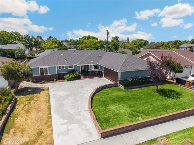 1040 El Mirador Drive, Fullerton, CA 92835