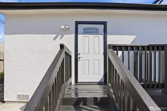 636 southgate Avenue, Daly City, CA 94015