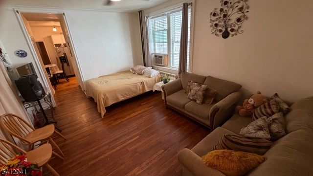 325 79Th St, North Bergen Twp., NJ 07047