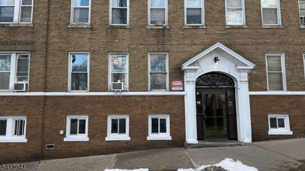 325 79Th St, North Bergen Twp., NJ 07047