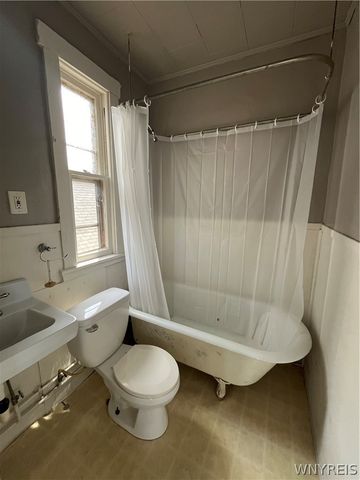 444 Schiller Street, Buffalo, NY 14212