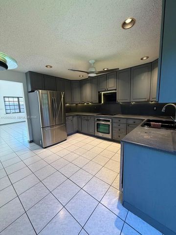 14720 SW 106th Ter, Miami, FL 33196