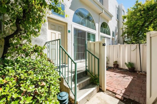 5455 Sylmar 1402, Sherman Oaks, CA 91401