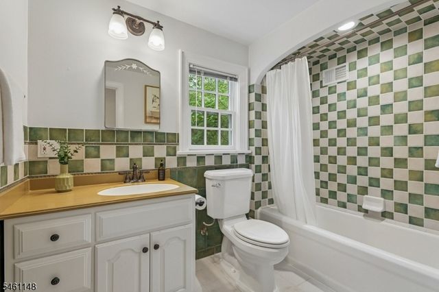 60 WELLINGTON AVENUE, Millburn Twp., NJ 07078