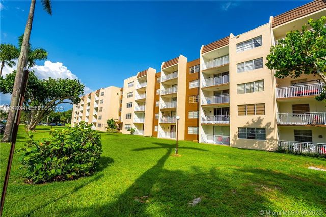 6930 Miami Gardens Dr 1-209, Hialeah, FL 33015