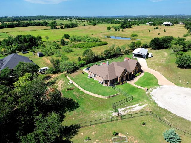 124 Carnes Court, Springtown, TX 76082