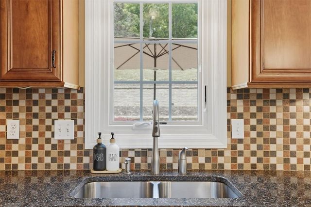 130 W Field Club DRIVE, Robinson Twp, PA 15136