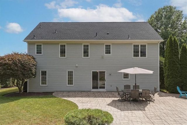 130 W Field Club DRIVE, Robinson Twp, PA 15136