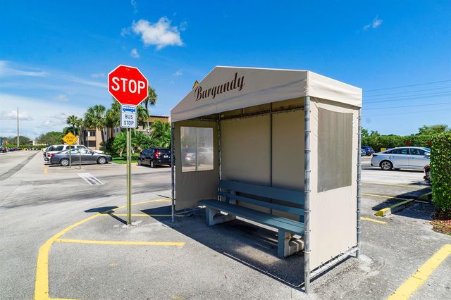 220 Seville J, Delray Beach, FL 33446