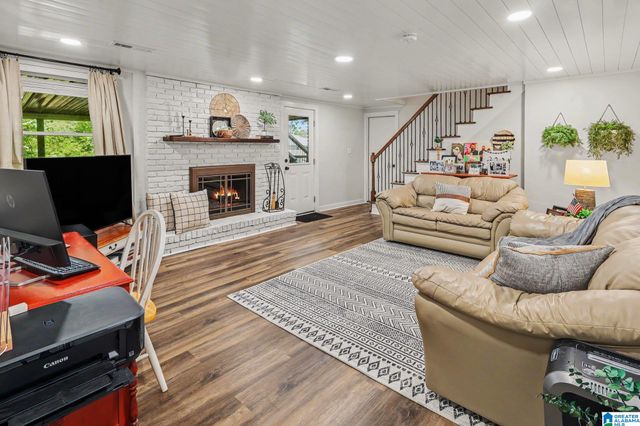 3304 PEMBROOKE LANE, Hoover, AL 35226