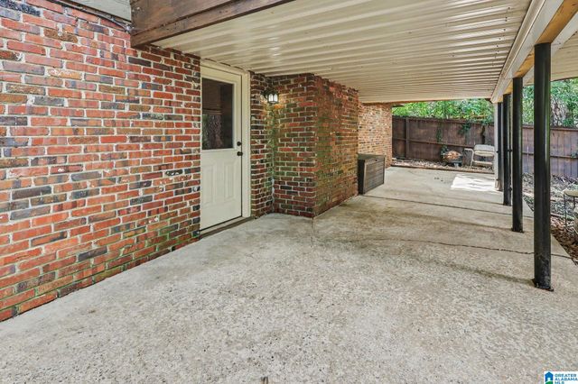3304 PEMBROOKE LANE, Hoover, AL 35226