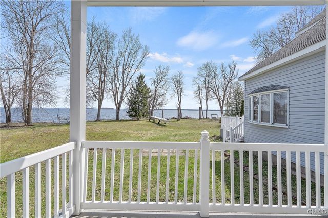 28 Wedgeworth Drive, West Monroe, NY 13167