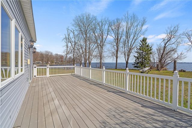 28 Wedgeworth Drive, West Monroe, NY 13167