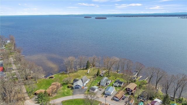 28 Wedgeworth Drive, West Monroe, NY 13167