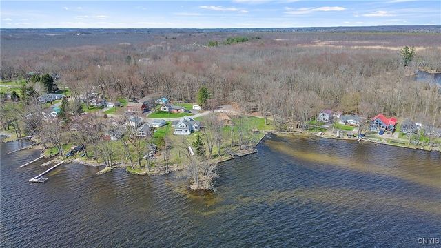 28 Wedgeworth Drive, West Monroe, NY 13167