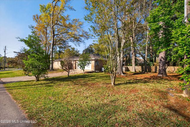 88386 E Diamondhead Drive, Diamondhead, MS 39525
