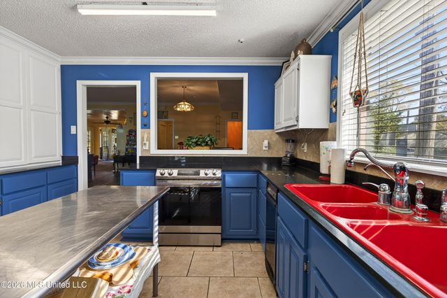 88386 E Diamondhead Drive, Diamondhead, MS 39525