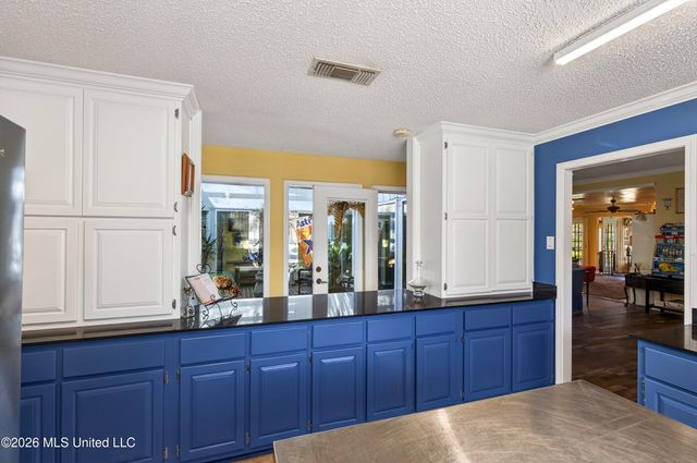 88386 E Diamondhead Drive, Diamondhead, MS 39525