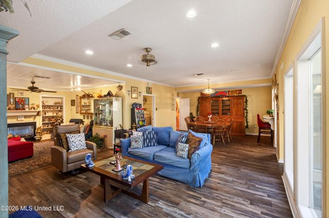 88386 E Diamondhead Drive, Diamondhead, MS 39525
