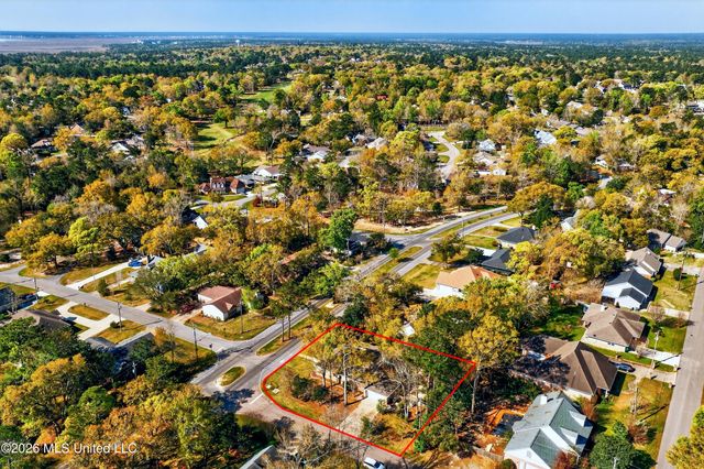 88386 E Diamondhead Drive, Diamondhead, MS 39525