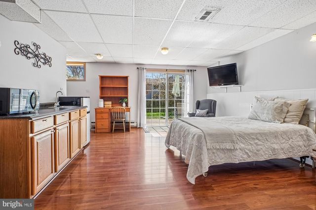 12729 FANTASIA DR, Herndon, VA 20170