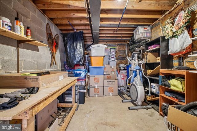 12729 FANTASIA DR, Herndon, VA 20170