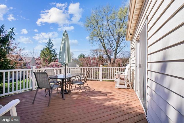 12729 FANTASIA DR, Herndon, VA 20170