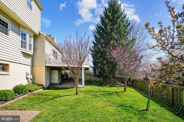 12729 FANTASIA DR, Herndon, VA 20170