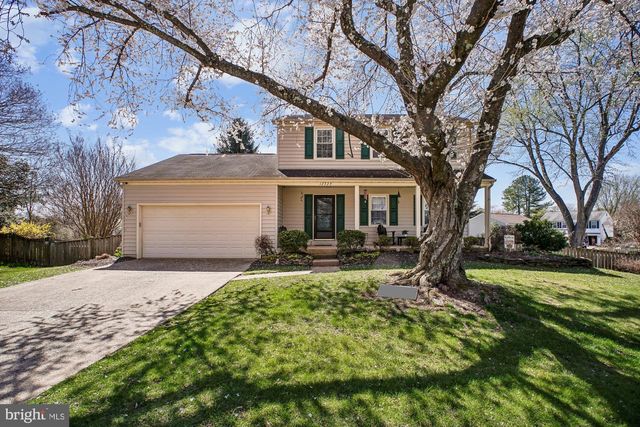 12729 FANTASIA DR, Herndon, VA 20170