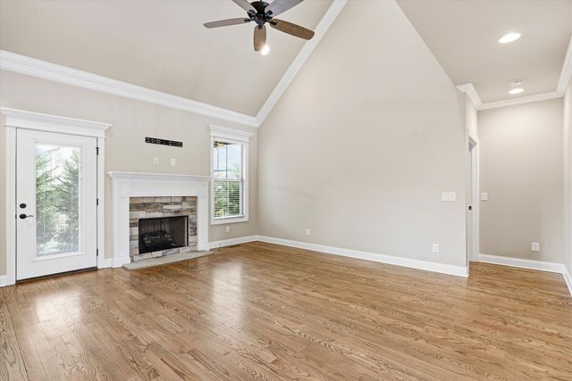 1706 Sorrell Park Dr, Spring Hill, TN 37174