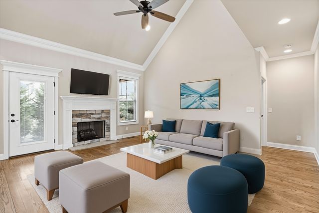 1706 Sorrell Park Dr, Spring Hill, TN 37174