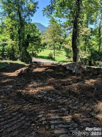 000 Shadyside Drive 8, Waynesville, NC 28785