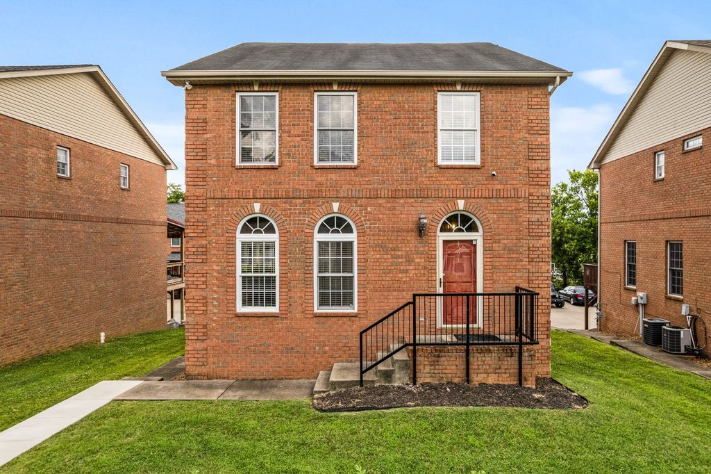 1921 28th Ave, N, Nashville, TN 37208